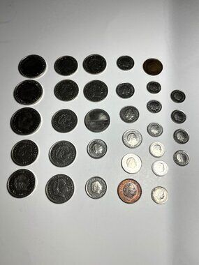 Lot Of 32 Nederland Coins
